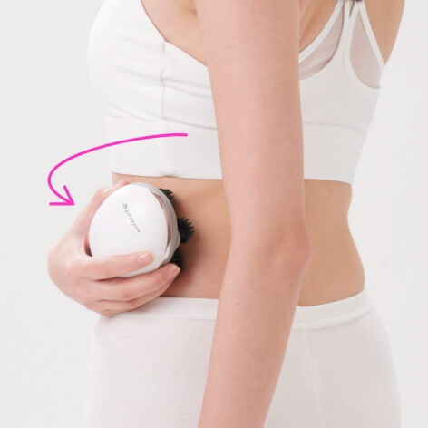 脇腹からおへそへ